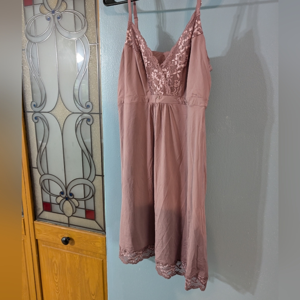 Women's Nightgown